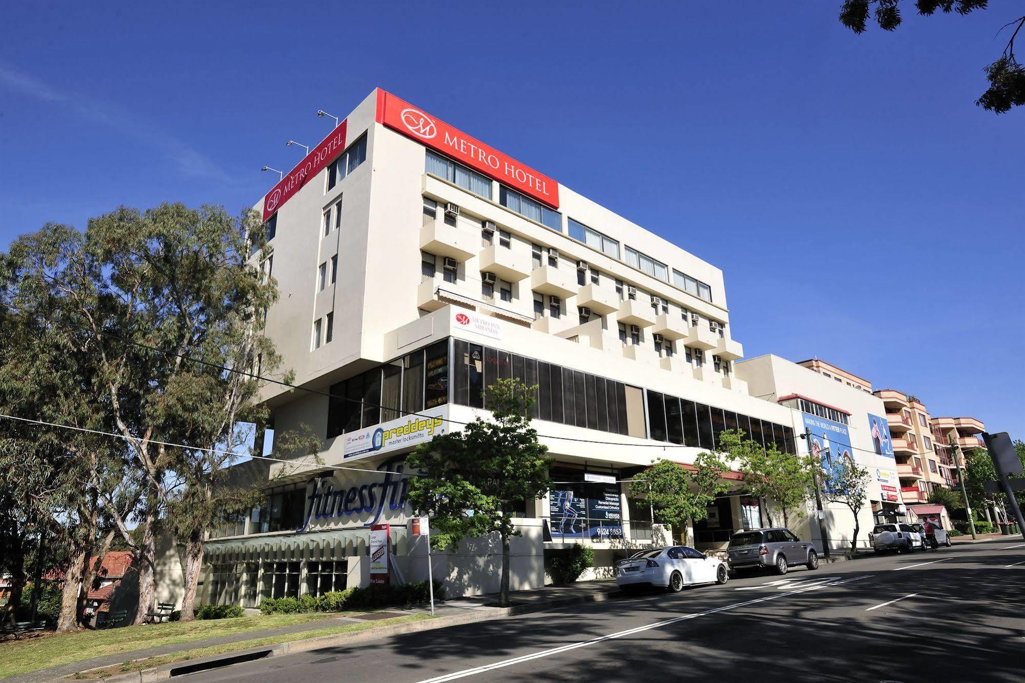 Metro Hotel Miranda Exterior photo